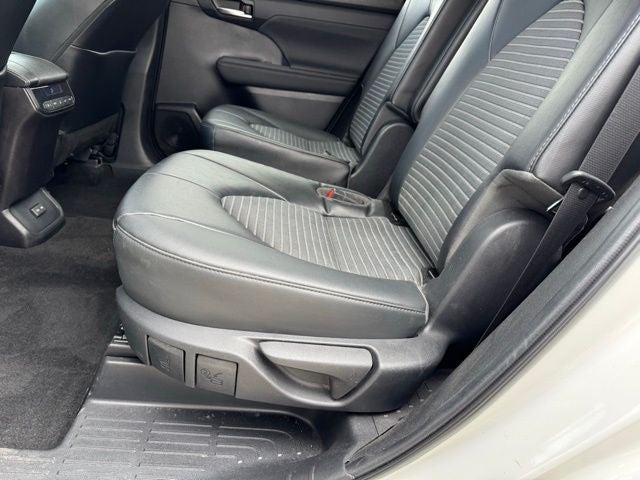 2023 Toyota Highlander XSE AWD