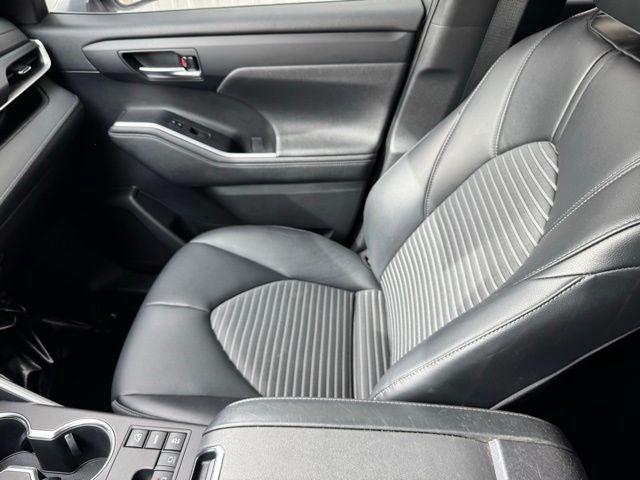 2023 Toyota Highlander XSE AWD