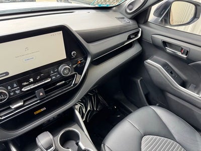 2023 Toyota Highlander XSE AWD
