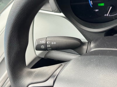 2025 Toyota Sienna LE 8 Passenger