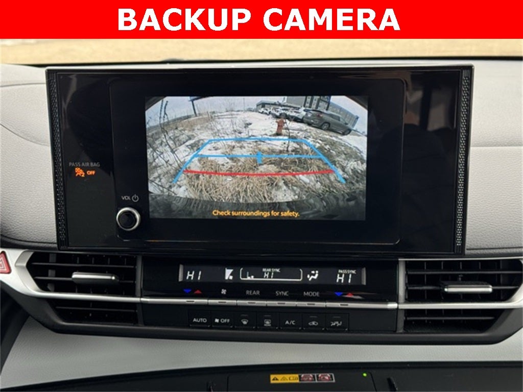 2025 Toyota Sienna LE 8 Passenger