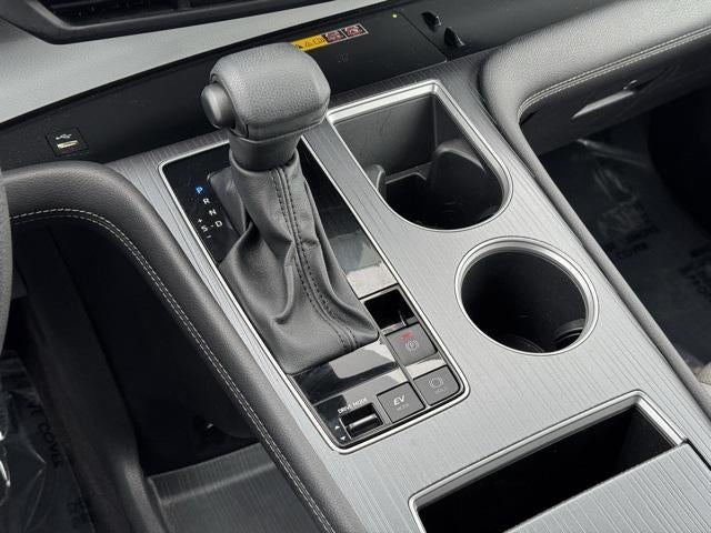 2025 Toyota Sienna LE 8 Passenger