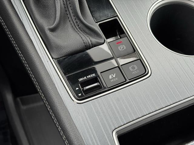 2025 Toyota Sienna LE 8 Passenger