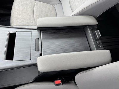 2025 Toyota Sienna LE 8 Passenger