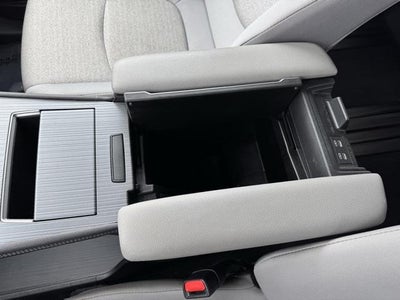2025 Toyota Sienna LE 8 Passenger