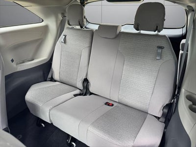 2023 Toyota Sienna LE 8 Passenger