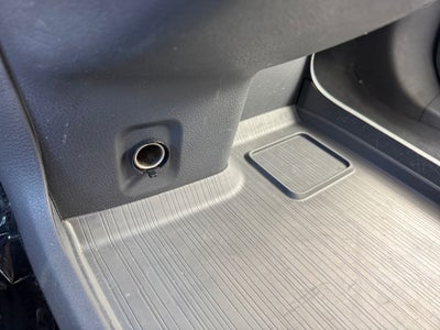 2021 Toyota Sienna LE 8 Passenger