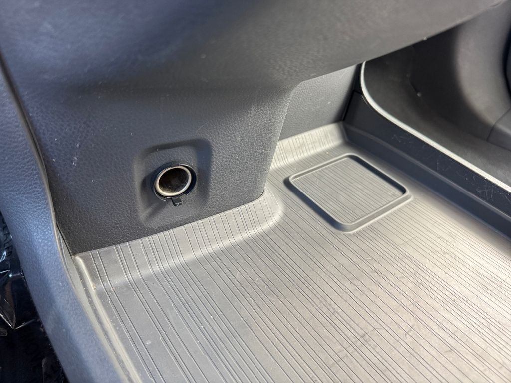 2021 Toyota Sienna LE 8 Passenger
