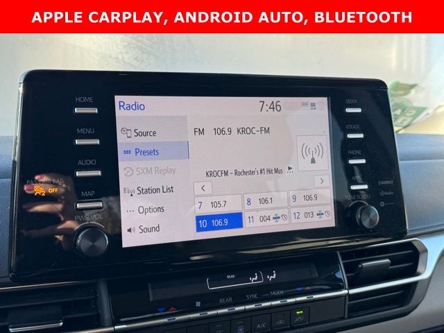 2022 Toyota Sienna LE 8 Passenger