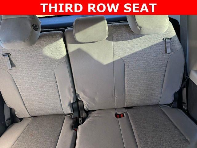 2022 Toyota Sienna LE 8 Passenger