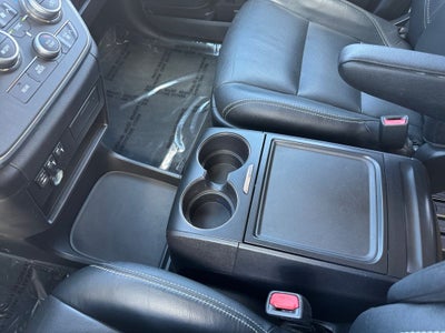2015 Toyota Sienna SE 8 Passenger