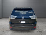 2015 Toyota Sienna SE 8 Passenger