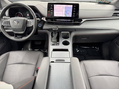 2021 Toyota Sienna XSE 7 Passenger