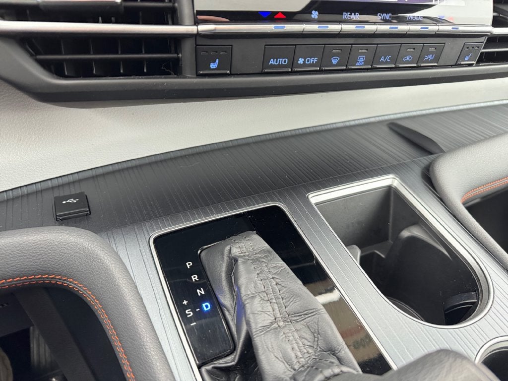 2021 Toyota Sienna XSE 7 Passenger
