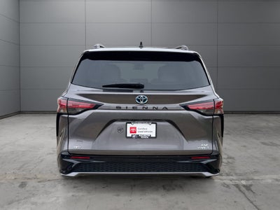 2021 Toyota Sienna XSE 7 Passenger