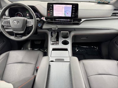 2021 Toyota Sienna XSE 7 Passenger