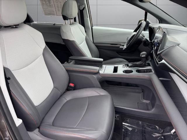 2021 Toyota Sienna XSE 7 Passenger