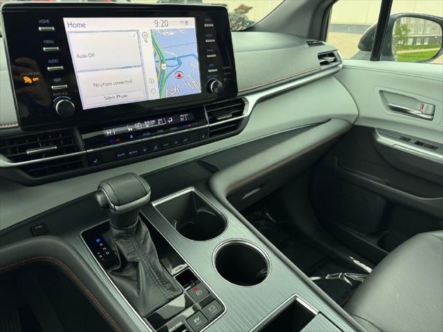 2021 Toyota Sienna XSE 7 Passenger