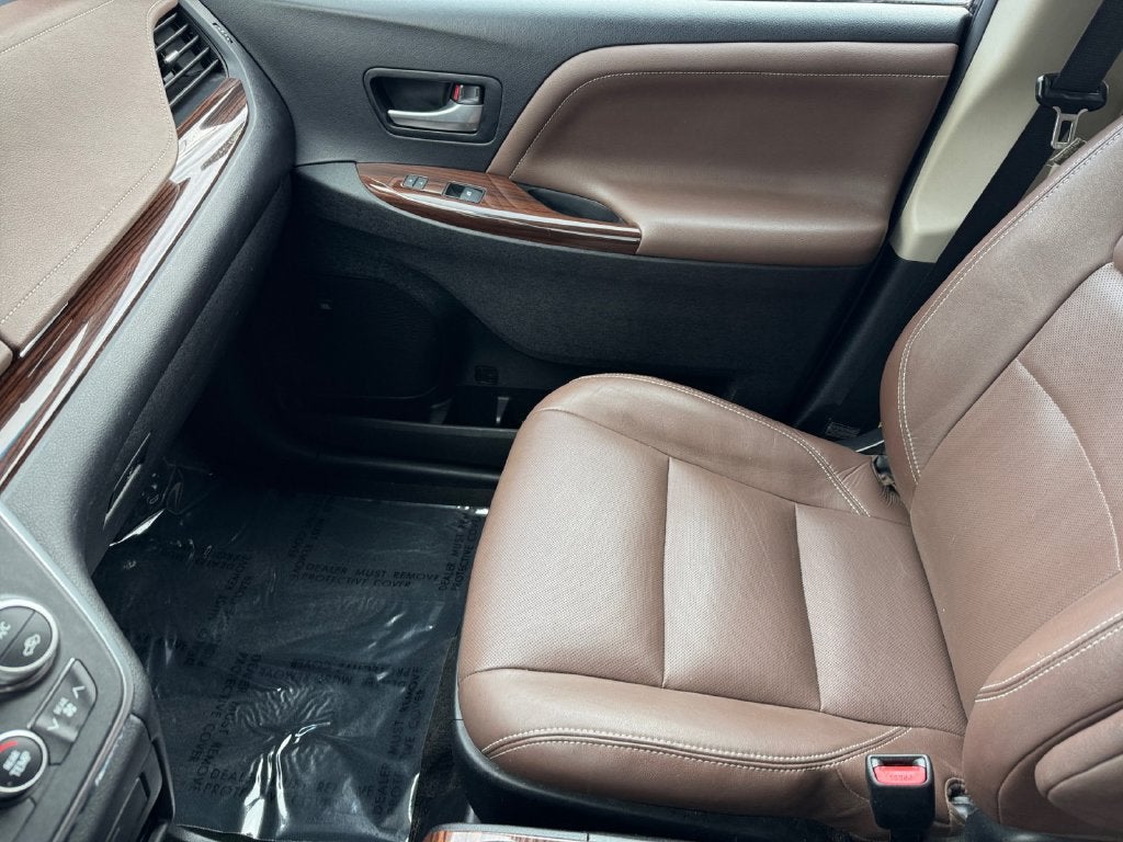 2015 Toyota Sienna Limited Premium 7 Passenger