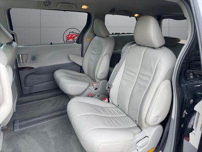 2011 Toyota Sienna XLE FWD