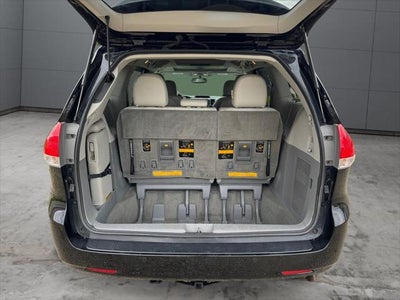 2011 Toyota Sienna XLE FWD