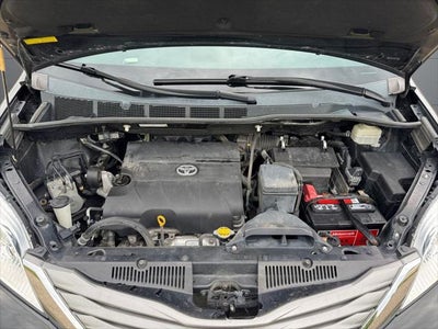 2011 Toyota Sienna XLE FWD