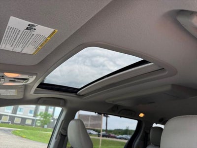 2011 Toyota Sienna XLE FWD