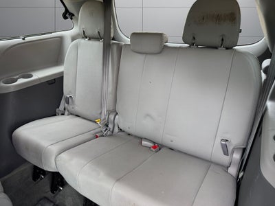 2015 Toyota Sienna XLE 8 Passenger