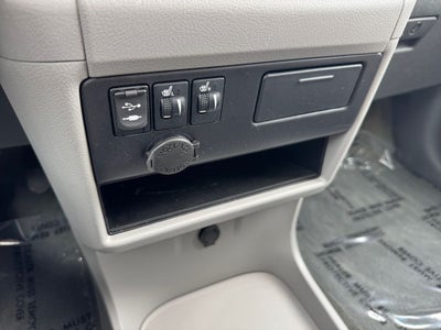 2015 Toyota Sienna XLE 8 Passenger