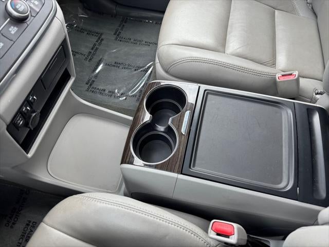 2015 Toyota Sienna XLE 8 Passenger