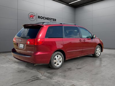 2010 Toyota Sienna XLE FWD