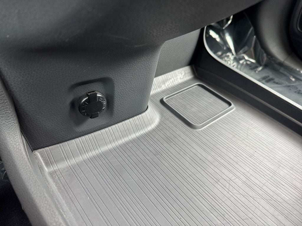 2023 Toyota Sienna XLE 7 Passenger