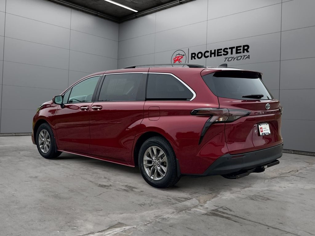 2023 Toyota Sienna XLE 7 Passenger