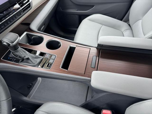 2023 Toyota Sienna XLE 7 Passenger