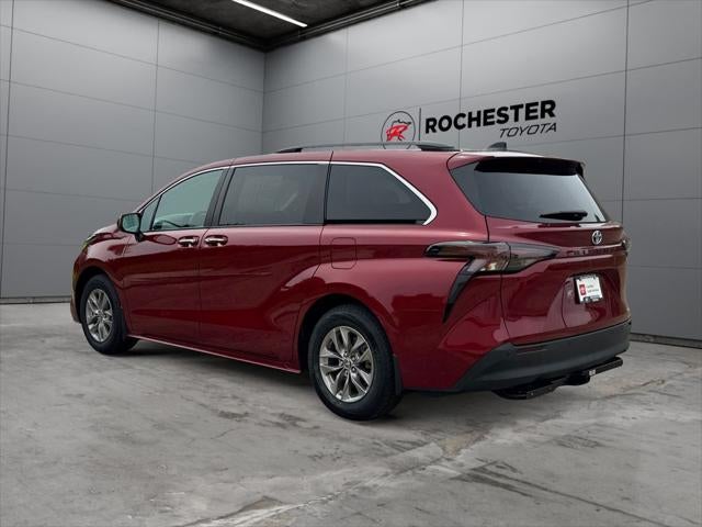 2023 Toyota Sienna XLE 7 Passenger