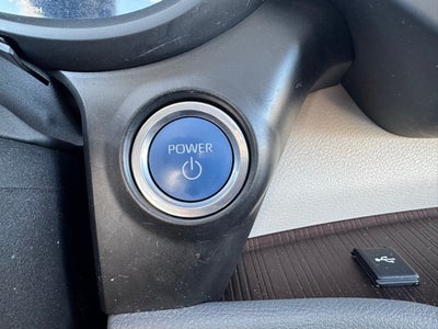 2024 Toyota Sienna XLE 8 Passenger