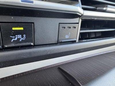 2024 Toyota Sienna XLE 8 Passenger