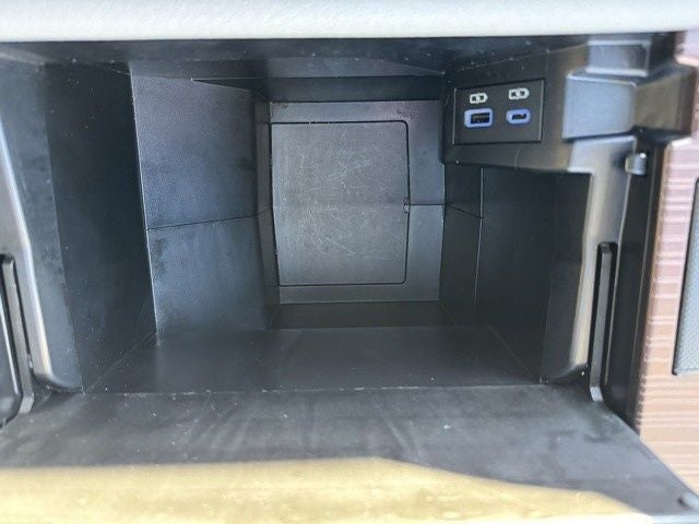 2024 Toyota Sienna XLE 8 Passenger