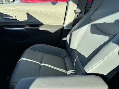 2024 Toyota Sienna XLE 8 Passenger