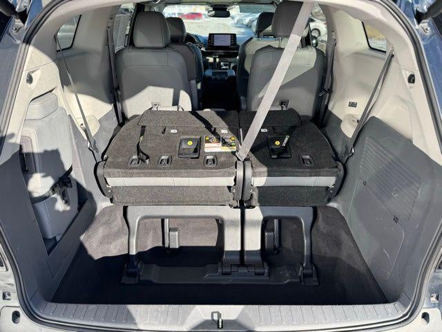 2024 Toyota Sienna XLE 8 Passenger