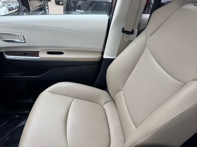 2021 Toyota Sienna XLE 7 Passenger