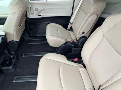 2021 Toyota Sienna XLE 7 Passenger