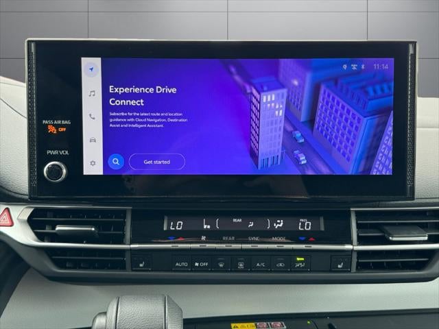 2025 Toyota Sienna XLE 8 Passenger