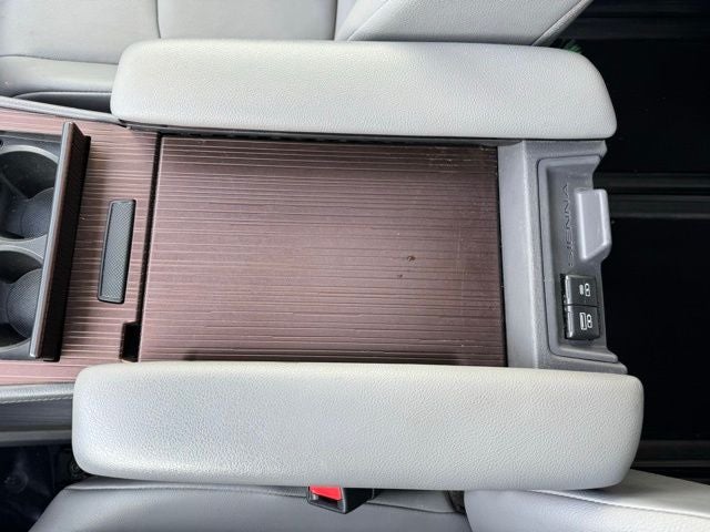 2021 Toyota Sienna XLE 7 Passenger