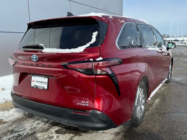 2021 Toyota Sienna XLE 7 Passenger