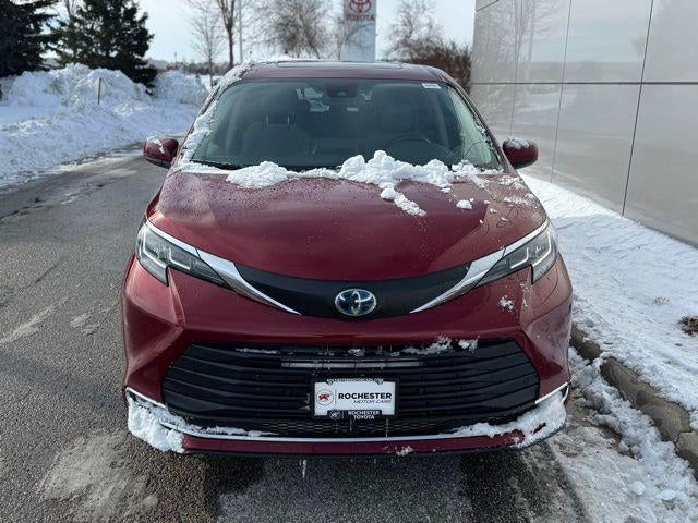 2021 Toyota Sienna XLE 7 Passenger