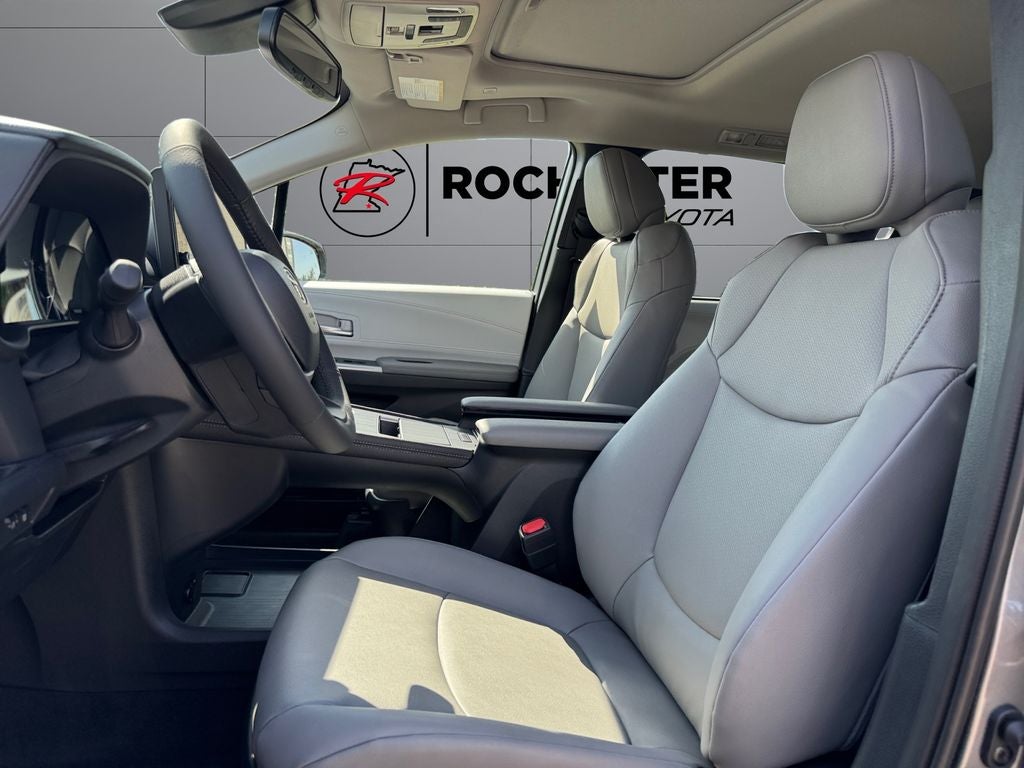 2026 Toyota Sienna XLE 7 Passenger