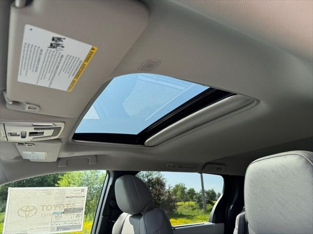 2026 Toyota Sienna XLE 7 Passenger