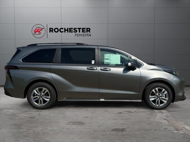 2026 Toyota Sienna XLE 7 Passenger