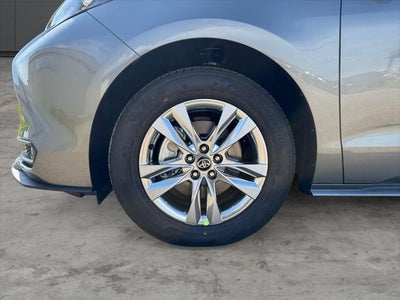 2026 Toyota Sienna XLE 7 Passenger